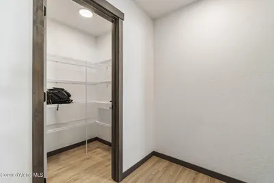 Property 26-2432 - Photo 11