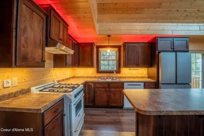 Property 26-1647 - Photo 26