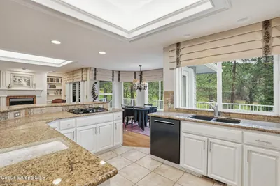 Property 26-8142 - Photo 24