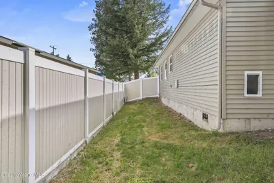 Property 26-9745 - Photo 25