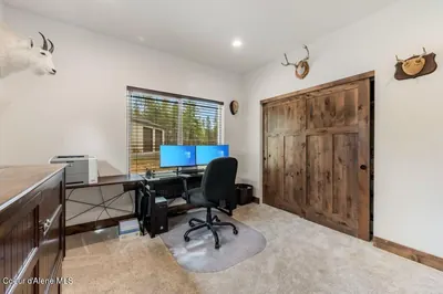 Property 26-10257 - Photo 32