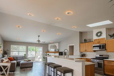 Property 26-10286 - Photo 10