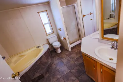 Property 26-9379 - Photo 24