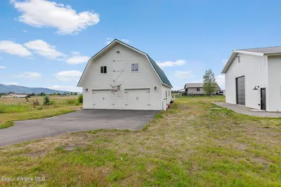 Property 26-10004 - Photo 53