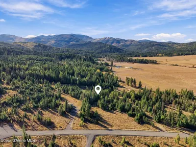 Property 26-10260 - Photo 1