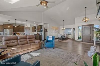 Property 26-10108 - Photo 17