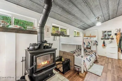 Property 26-9606 - Photo 25