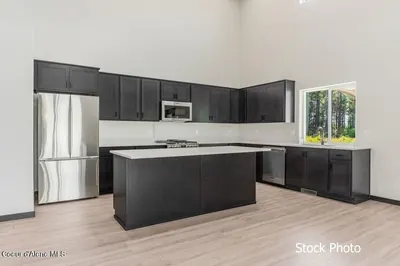 Property 26-10050 - Photo 12