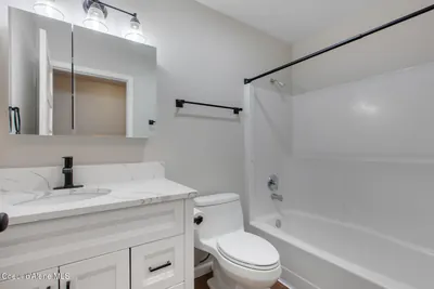 Property 26-1780 - Photo 8
