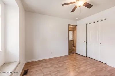 Property 26-10057 - Photo 20