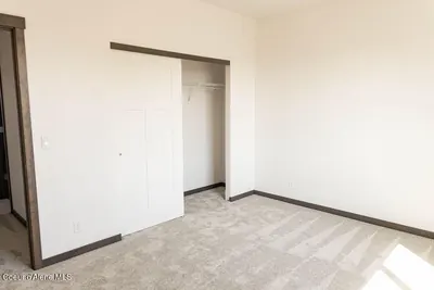 Property 26-8932 - Photo 27