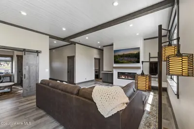 Property 26-8077 - Photo 11