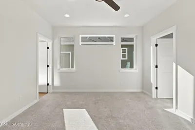 Property 26-10338 - Photo 25