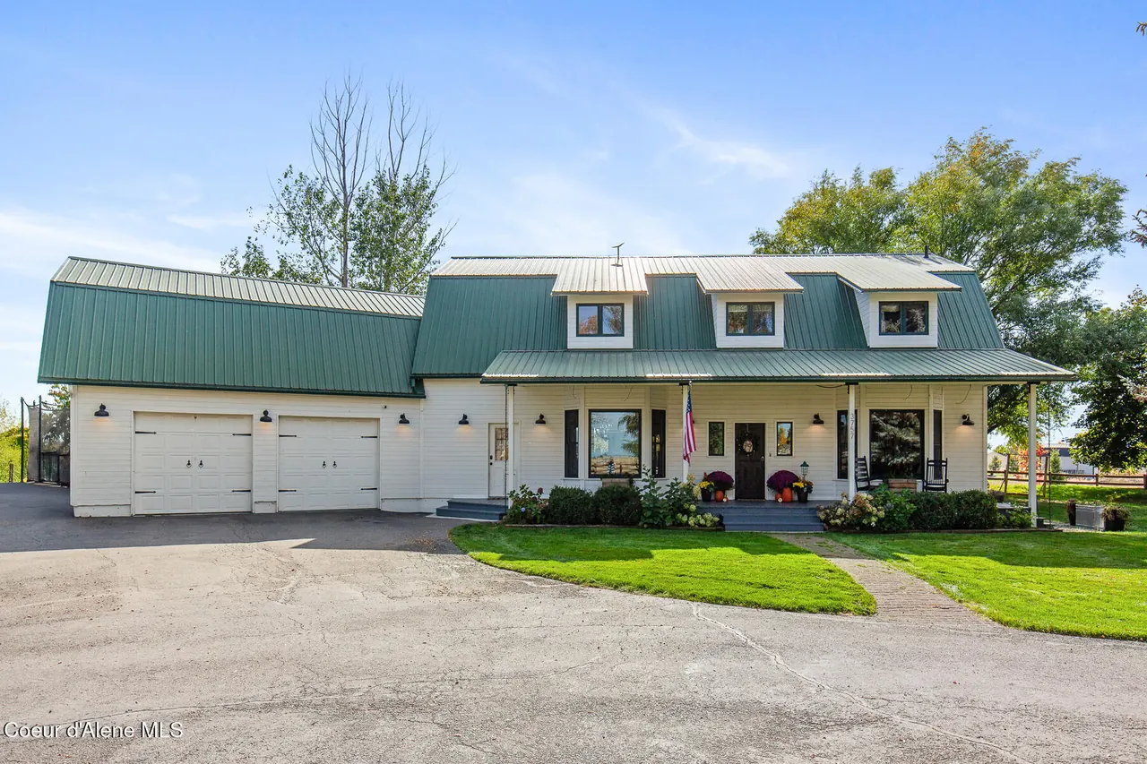 Property 26-10004 - Photo 1