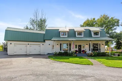 Property 26-10004 - Photo 1