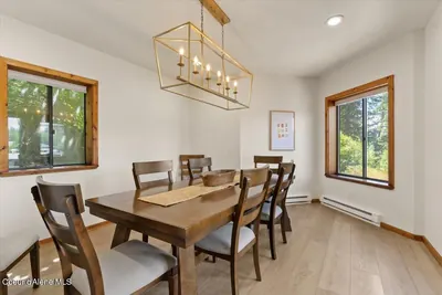 Property 26-10493 - Photo 26