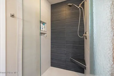 Property 26-9518 - Photo 27