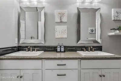 Property 26-7242 - Photo 10