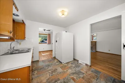Property 26-10092 - Photo 11