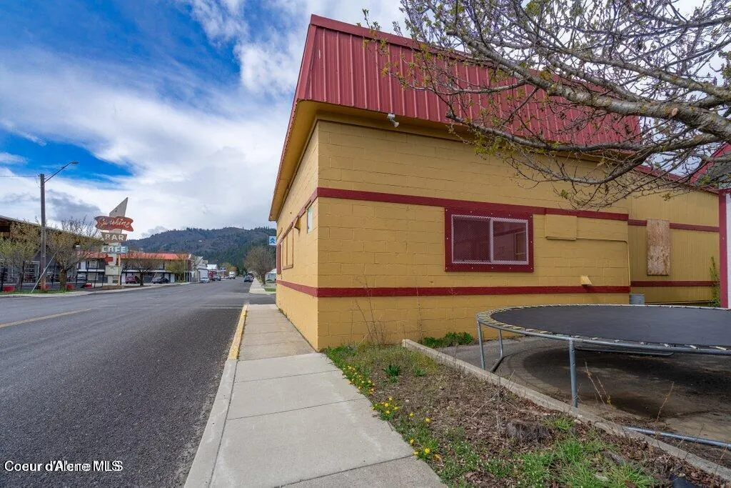 Property 26-10489 - Photo 1