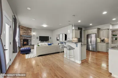 Property 26-9605 - Photo 9