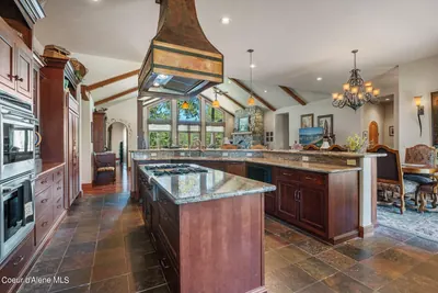 Property 24-5735 - Photo 15