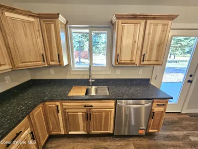 Property 26-7674 - Photo 4