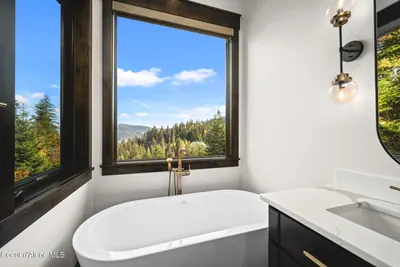 Property 26-10515 - Photo 53