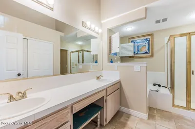 Property 26-9575 - Photo 12