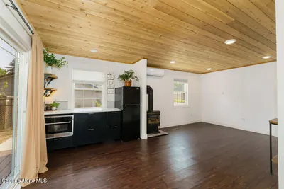 Property 26-8435 - Photo 24