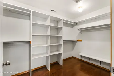 Property 26-10400 - Photo 31