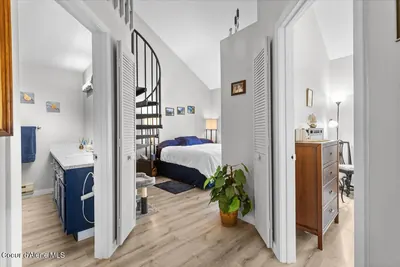 Property 26-6855 - Photo 11