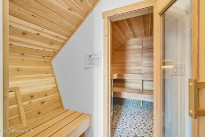 Property 26-6817 - Photo 58