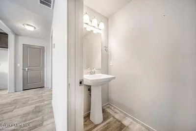 Property 26-9911 - Photo 11