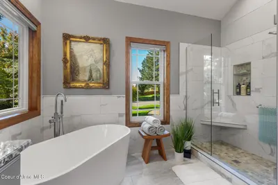 Property 26-9942 - Photo 20
