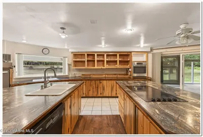 Property 26-9049 - Photo 11