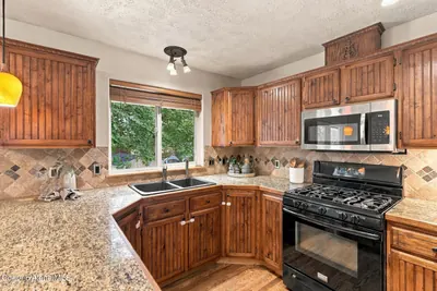 Property 26-9296 - Photo 13