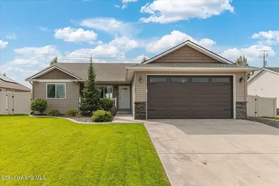 Property 26-9090 - Photo 2