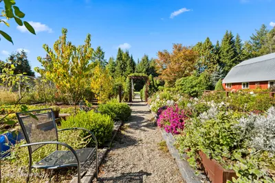 Property 26-8950 - Photo 3