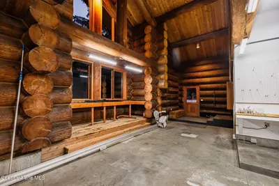 Property 26-7915 - Photo 63