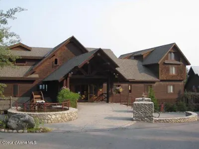 Property 25-11551 - Photo 2