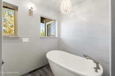 Property 26-10400 - Photo 32