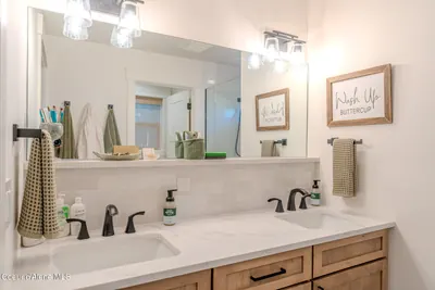 Property 26-9855 - Photo 25