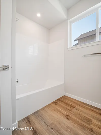 Property 26-8401 - Photo 31