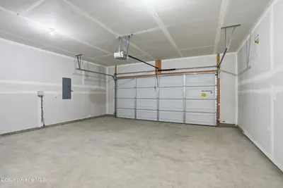 Property 26-9349 - Photo 17