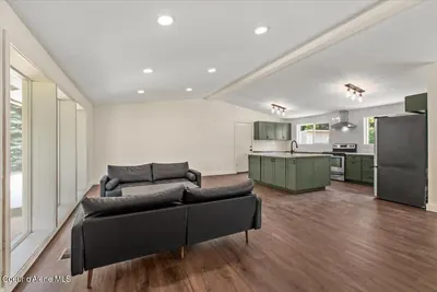 Property 26-6439 - Photo 5