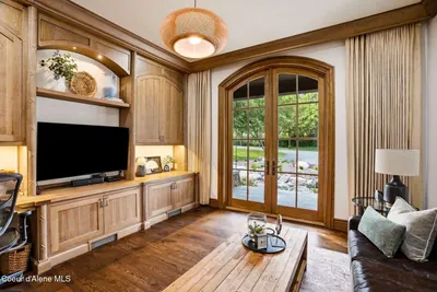 Property 26-7175 - Photo 79