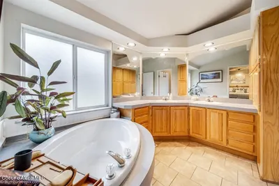 Property 26-9833 - Photo 19