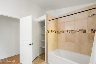 Property 26-10058 - Photo 24