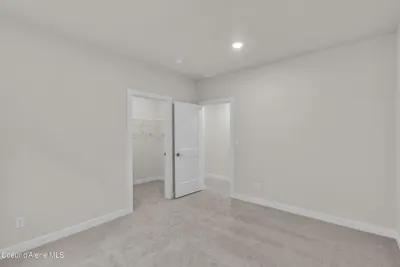 Property 26-8561 - Photo 32
